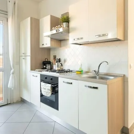 Apartment Crystal House Front Tramvia *